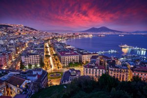 napoli-notte-hd.jpg