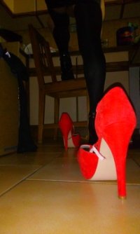 sissy legs2.jpg