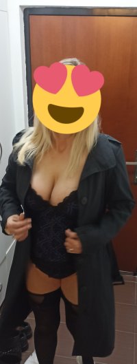 PhotoEditor_20221118_212149969.jpg