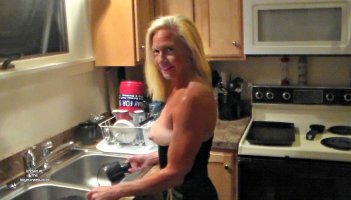 5457659-medium-tits-of-my-wife-crissy (1).jpg