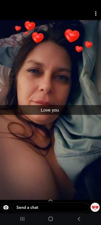Screenshot_20210204-000723_Snapchat.jpg