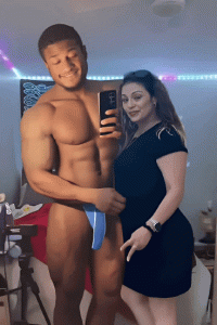 Kissing_Video 12_4.gif