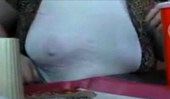 sniffy_10nippleresturant3_33918823088_o.jpg