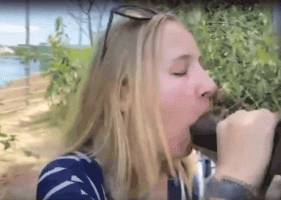 1055287242.gif