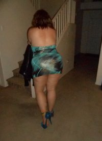 Married Redhead in my Green Tube Minidress, Suntan Pantyhose, and my 'Hooker Heels'6.JPG