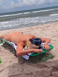 nudebeachass.jpg