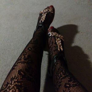 Feetself:)