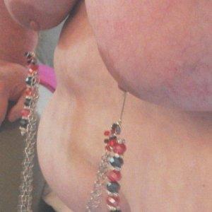 Nipple Chain 6.jpg