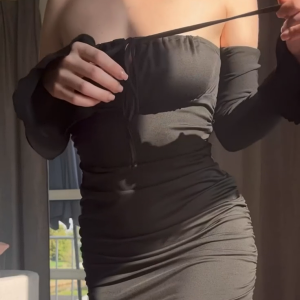 Media 'dana piper.m4v' in category 'Show Her Sexy Body Off'