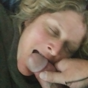 Dirty wife gets a face full