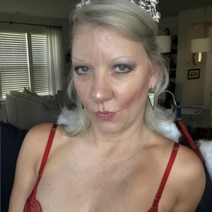 Queen 👸🏼 Milf