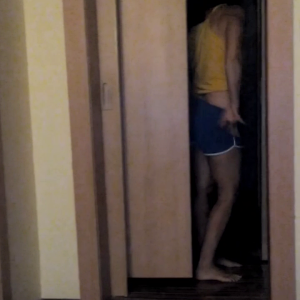 The wife took off her panties and shook her ass.