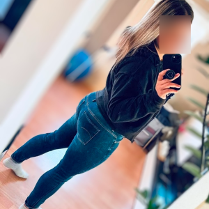 My hot Wife in Jeans