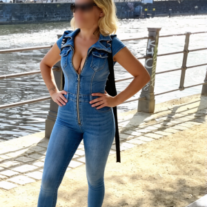 She likes to provoke in public